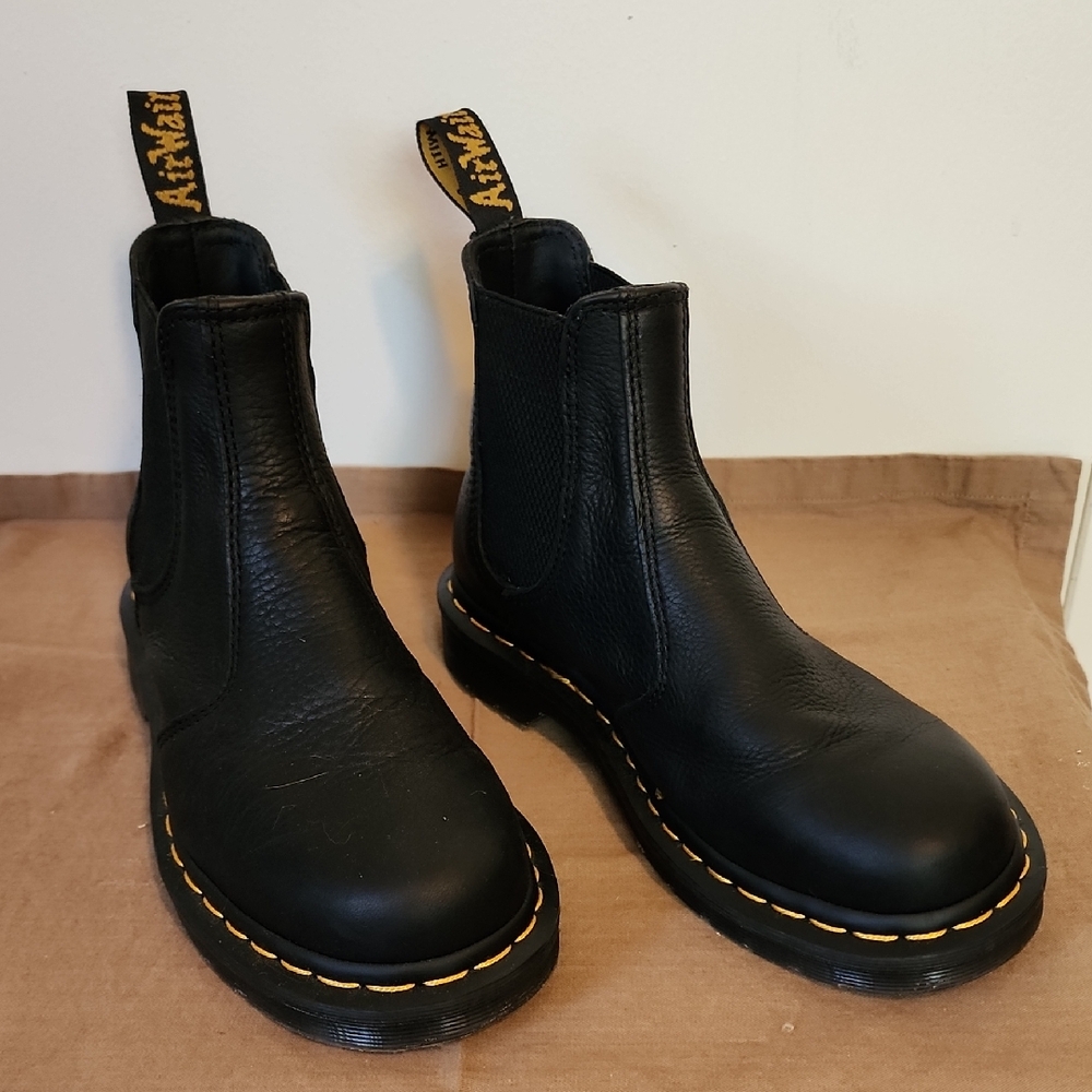 Dr. Martens Ambassador Chelsea Black Leather Boots